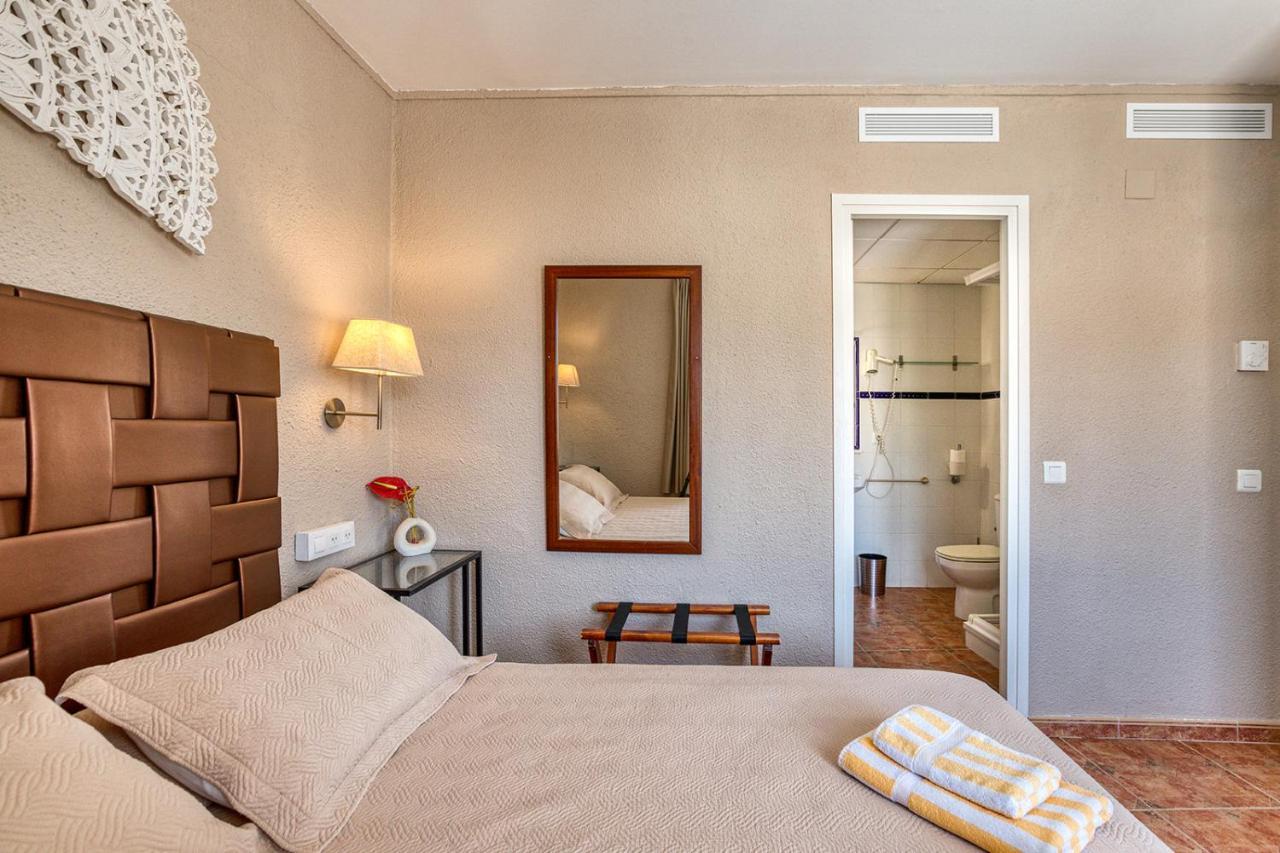 Bed and Breakfast La Fonda Cadaqués Exterior foto